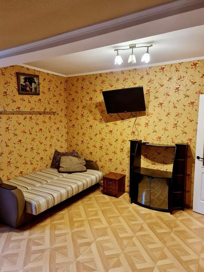 Мини-Отель Kropyvnyc'kyj Esterno foto